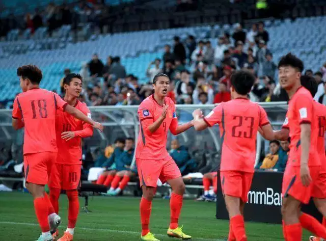 马德兴：后浪推前浪！邵佳一的国足信心+1