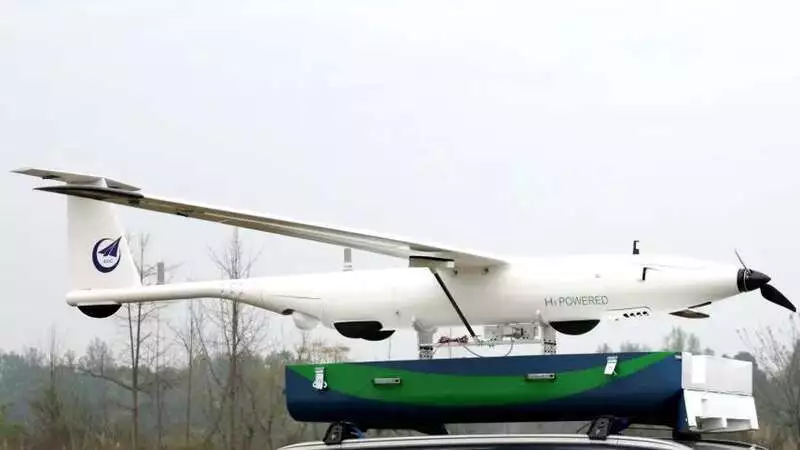 太阳能、氢能、锂电“三能一体” 一款新型无人机首飞成功