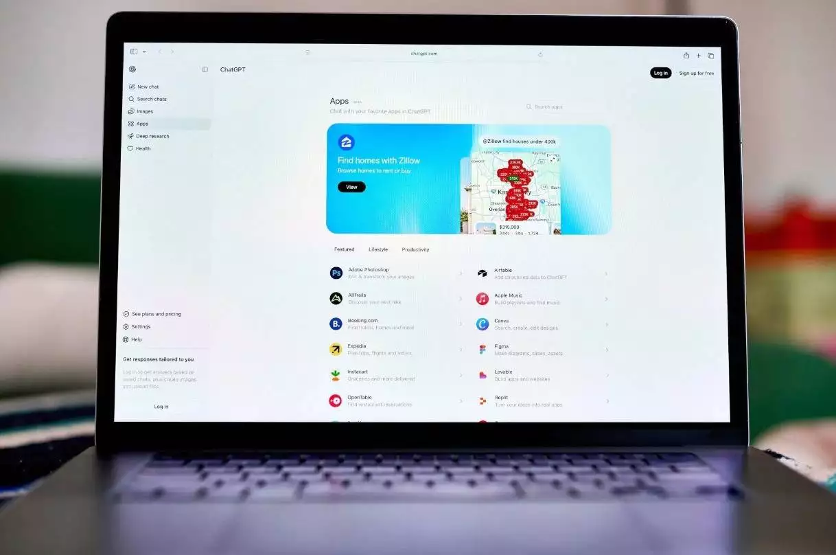 ChatGPT应用商店起步遇冷：剑指苹果？先解决这些问题吧