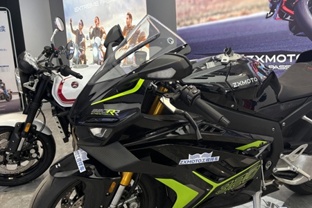 “客户深夜12点要锁单”！张雪机车，订单已排到6月