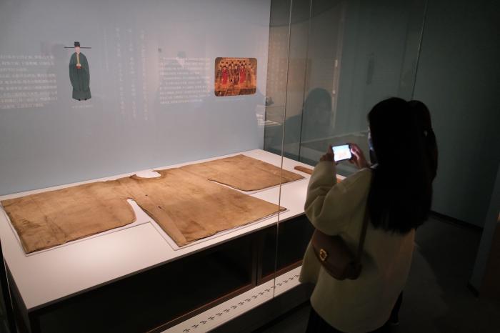 “解锁”宋代衣冠密码 中国丝绸博物馆三大展览在杭启幕