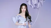 张含韵转型演员遇冷!2025新剧收视垫底,片场独坐照曝光引唏嘘
