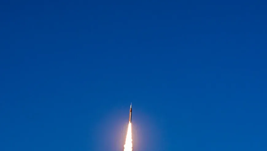 纽约时报：阿尔忒弥斯二号溅落成功，为NASA登月竞赛注入动力